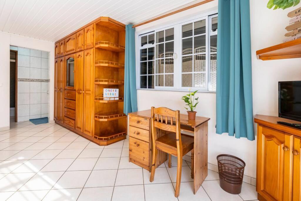 Chaine Lodge Maison Entiere Free Parking & Wifi 3Min De L'Aeroport Faaa Bagian luar foto