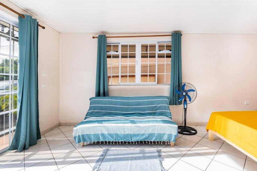 Chaine Lodge Maison Entiere Free Parking & Wifi 3Min De L'Aeroport Faaa Bagian luar foto